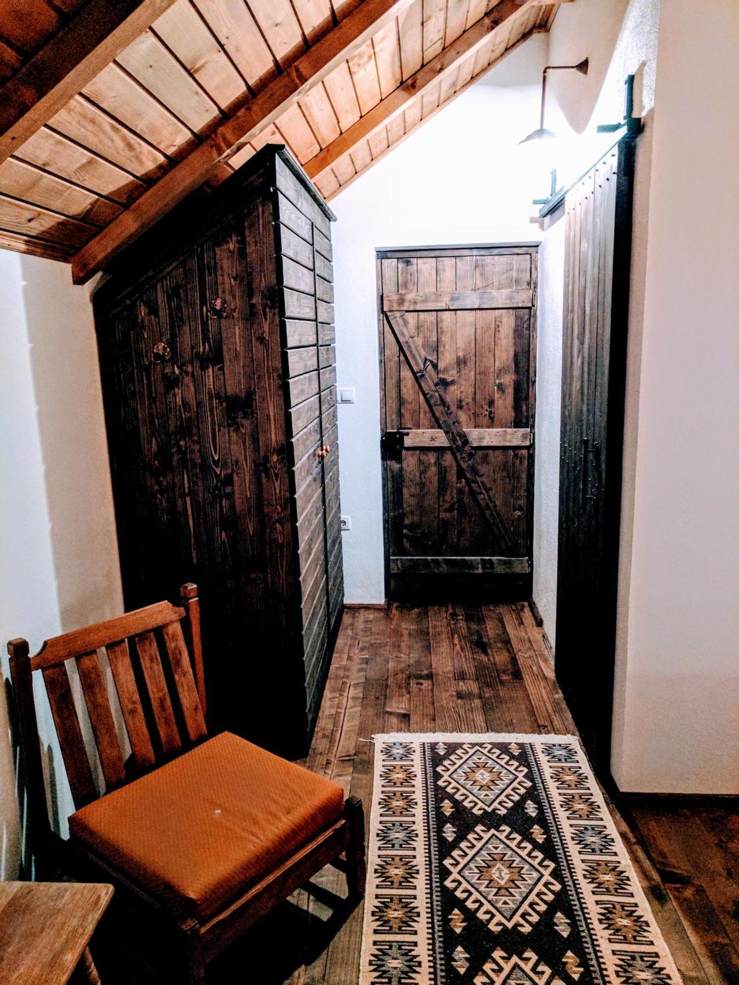 Отель Casa Cu Aburi Совата Номер фото