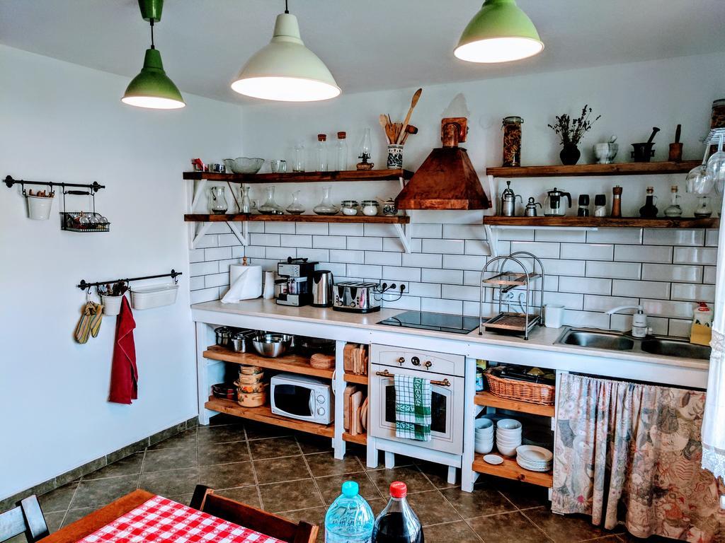 Отель Casa Cu Aburi Совата Экстерьер фото