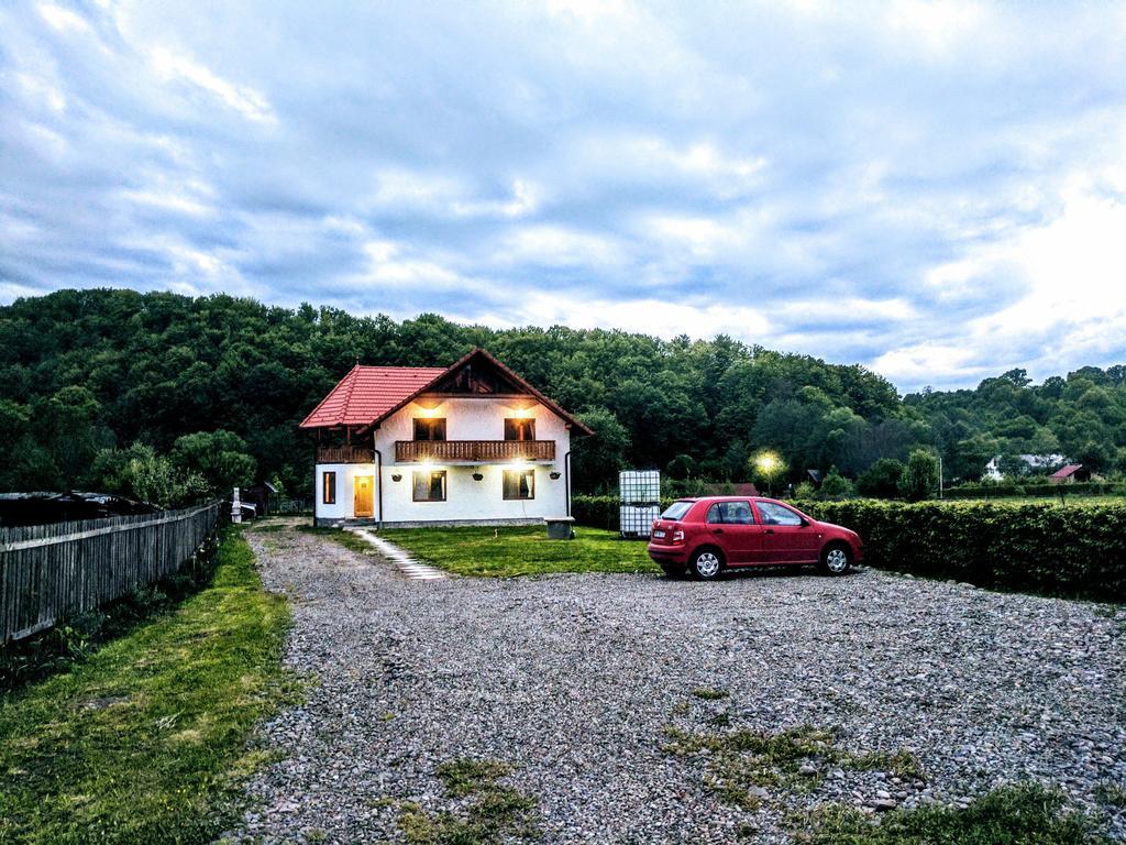 Отель Casa Cu Aburi Совата Экстерьер фото