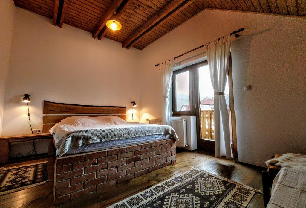 Отель Casa Cu Aburi Совата Экстерьер фото