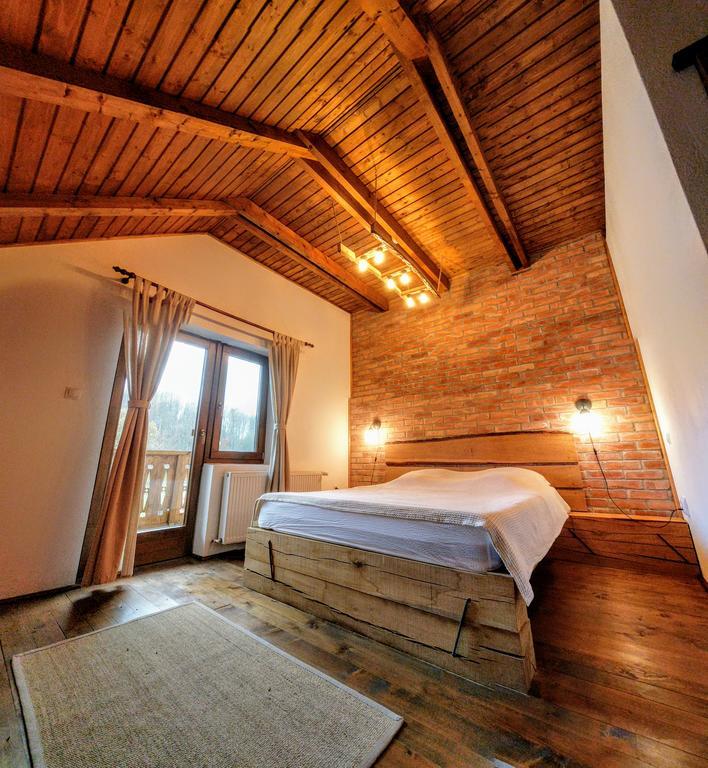Отель Casa Cu Aburi Совата Экстерьер фото